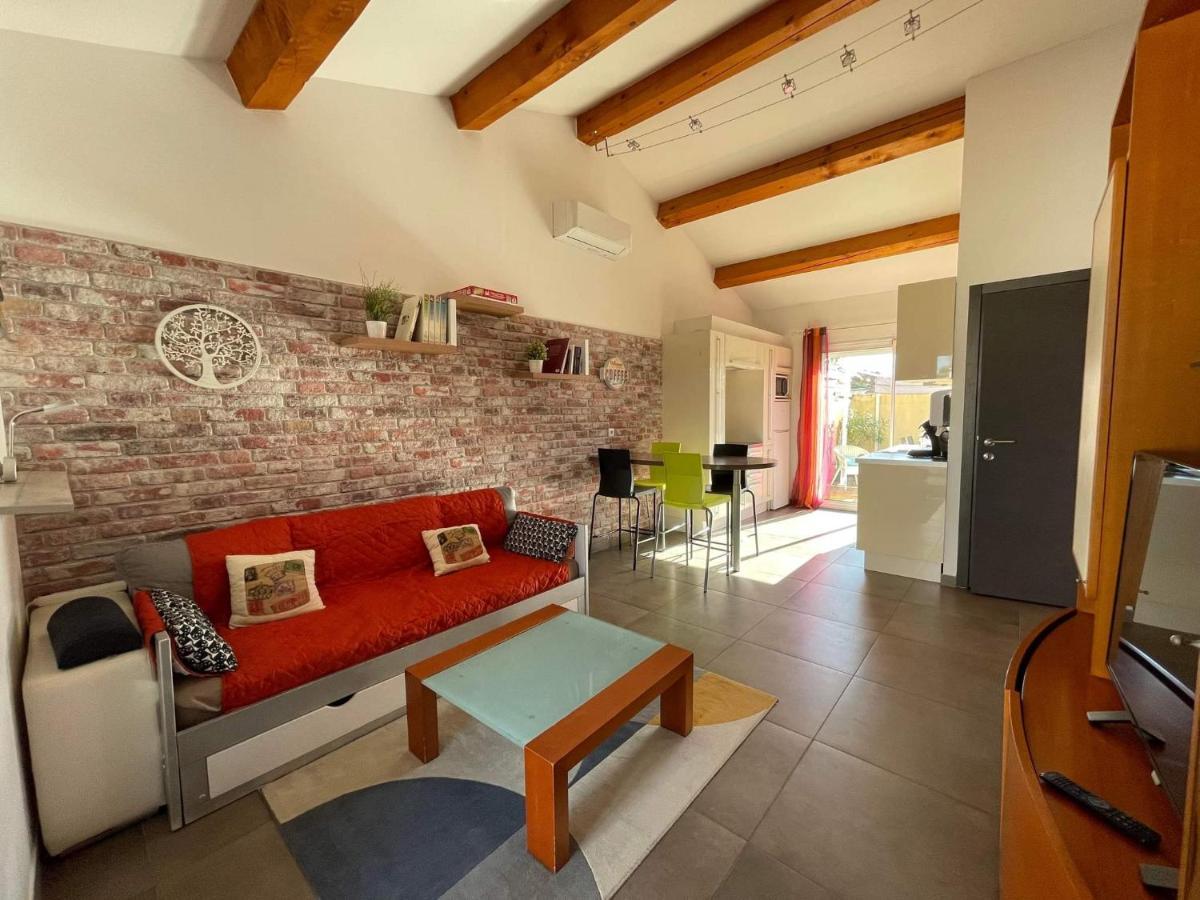Maison F2, Neuve Au Calme Avec Jardinet La Crau Exteriér fotografie